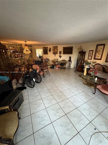1401 NE 191st St D204, Miami, FL 33179