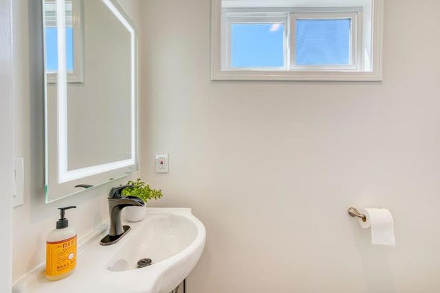 3601 Figueroa Drive, San Leandro, CA 94578