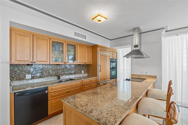 1800 S Ocean Dr 1601, Hallandale Beach, FL 33009