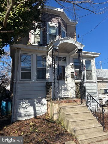 134 PUTCAN AVE, Essington, PA 19029