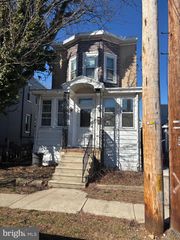 134 PUTCAN AVE, Essington, PA 19029