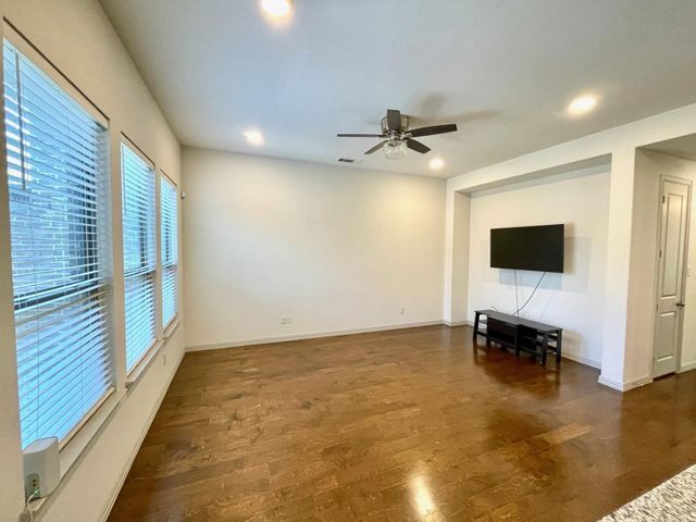 4408 Meadow Hawk Drive, Arlington, TX 76005