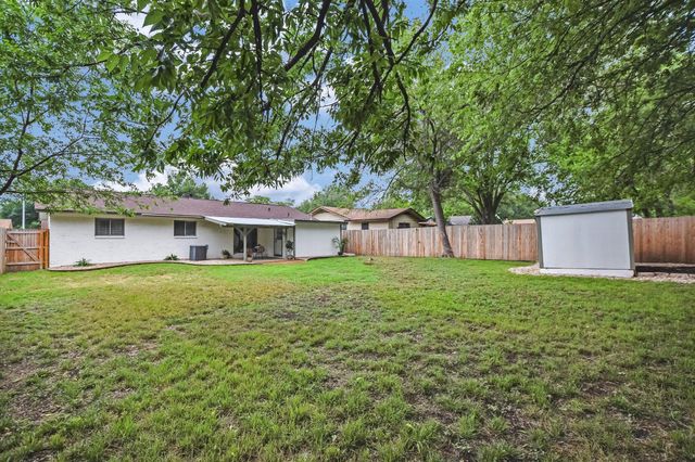 502 Tilbury LN, Austin, TX 78745