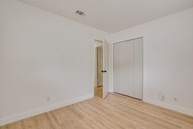 502 Tilbury LN, Austin, TX 78745