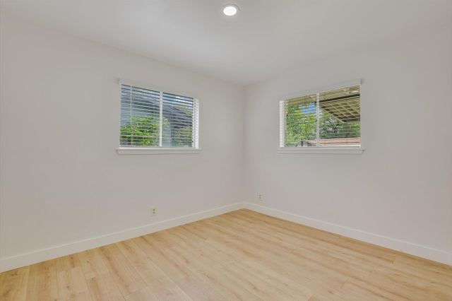 502 Tilbury LN, Austin, TX 78745
