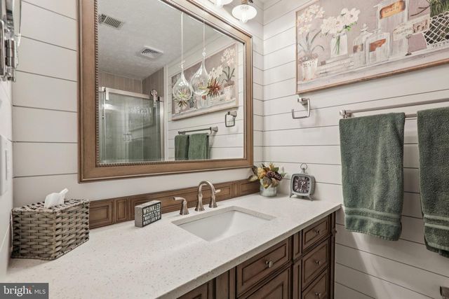 836 DERBY FARMS DR, Severn, MD 21144