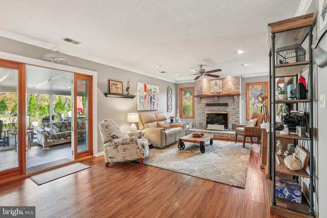 836 DERBY FARMS DR, Severn, MD 21144