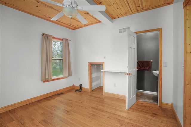 427 Pine Street, Wellsville, KS 66092