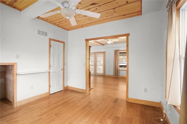 427 Pine Street, Wellsville, KS 66092