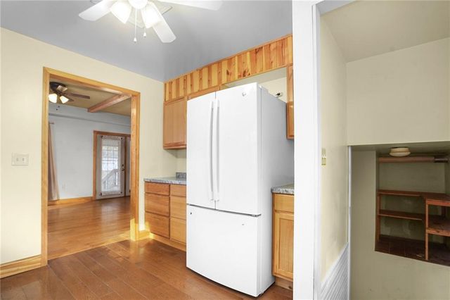 427 Pine Street, Wellsville, KS 66092