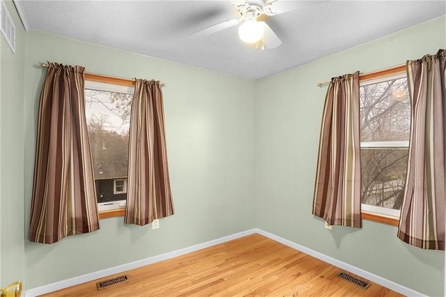 427 Pine Street, Wellsville, KS 66092