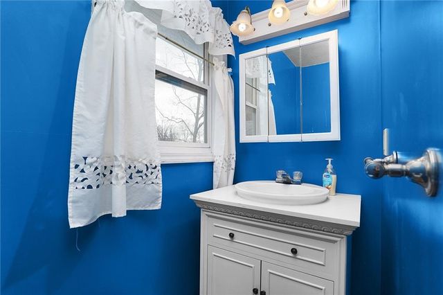 427 Pine Street, Wellsville, KS 66092