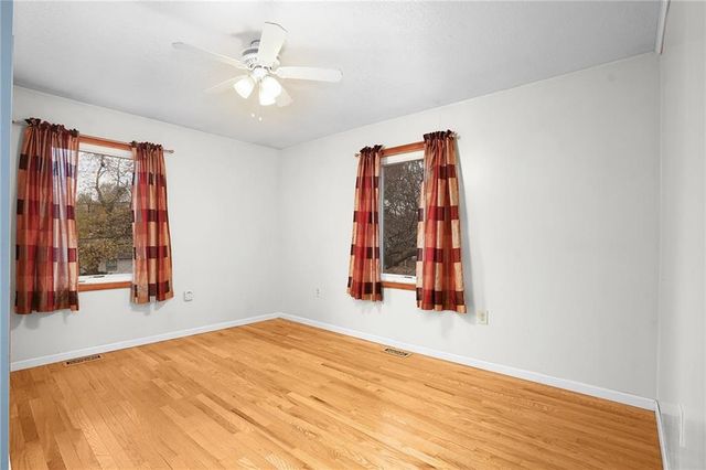 427 Pine Street, Wellsville, KS 66092