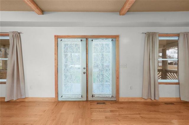 427 Pine Street, Wellsville, KS 66092