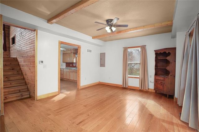 427 Pine Street, Wellsville, KS 66092