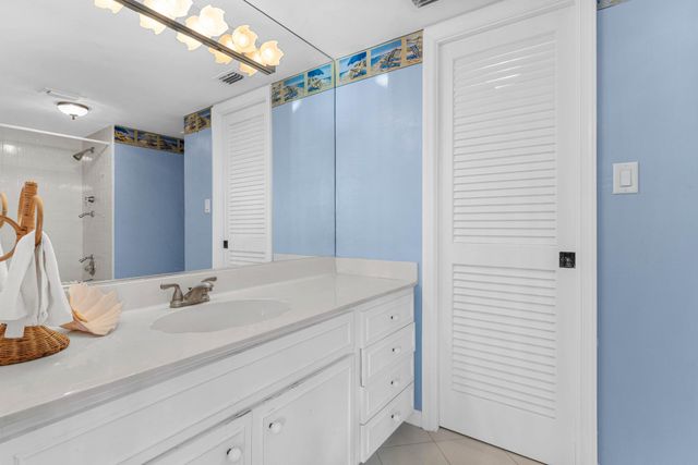 2000 S Ocean Boulevard X1, Delray Beach, FL 33483