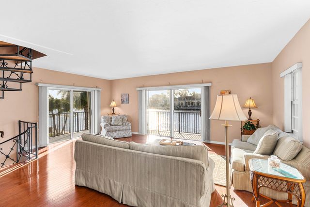 2000 S Ocean Boulevard X1, Delray Beach, FL 33483