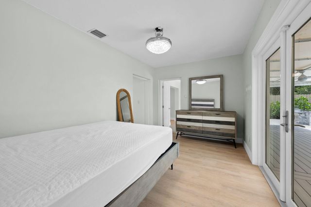 1532 NE 17th Avenue, Fort Lauderdale, FL 33304