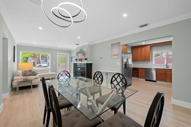 1532 NE 17th Avenue, Fort Lauderdale, FL 33304