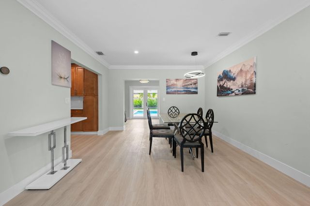 1532 NE 17th Avenue, Fort Lauderdale, FL 33304