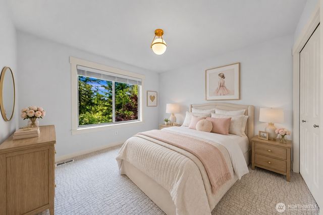 6227 Whitaker Lane SE, Snoqualmie, WA 98065