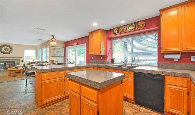 2890 Longspur Drive, Fullerton, CA 92835