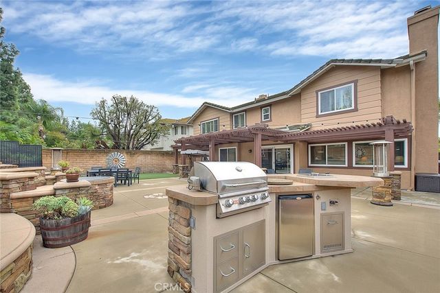 2890 Longspur Drive, Fullerton, CA 92835