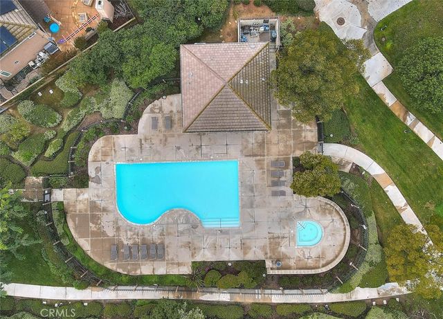 2890 Longspur Drive, Fullerton, CA 92835