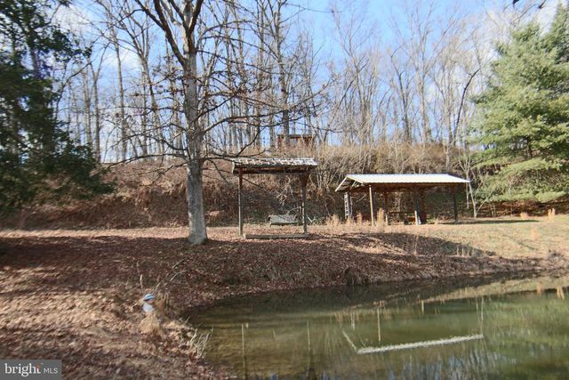 175 CROOKED HILL RD, Hummelstown, PA 17036