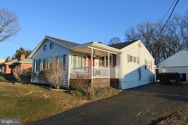 175 CROOKED HILL RD, Hummelstown, PA 17036