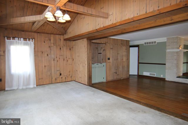 175 CROOKED HILL RD, Hummelstown, PA 17036