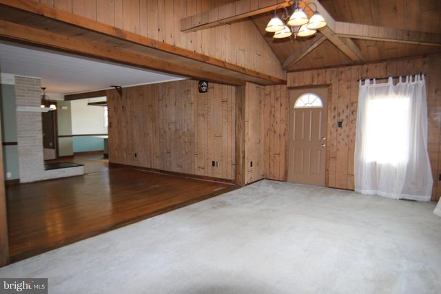 175 CROOKED HILL RD, Hummelstown, PA 17036