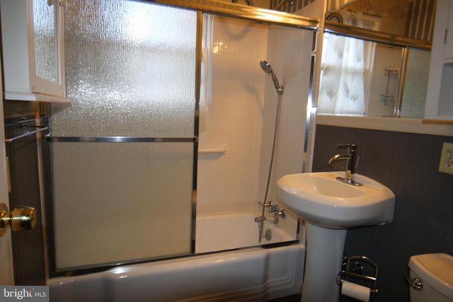 175 CROOKED HILL RD, Hummelstown, PA 17036