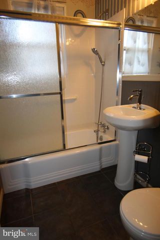 175 CROOKED HILL RD, Hummelstown, PA 17036