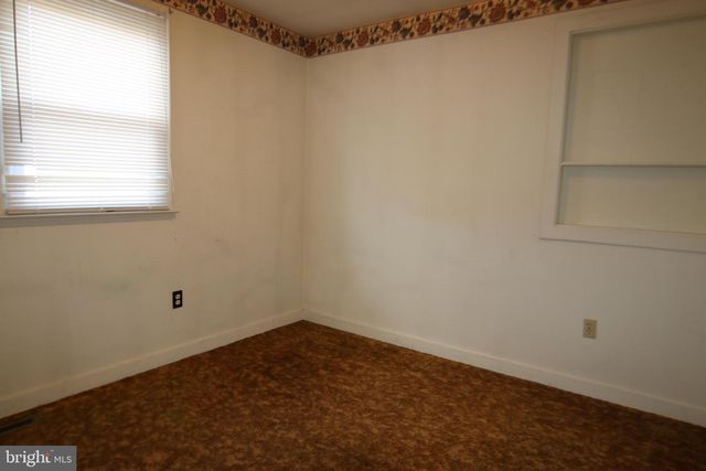 175 CROOKED HILL RD, Hummelstown, PA 17036