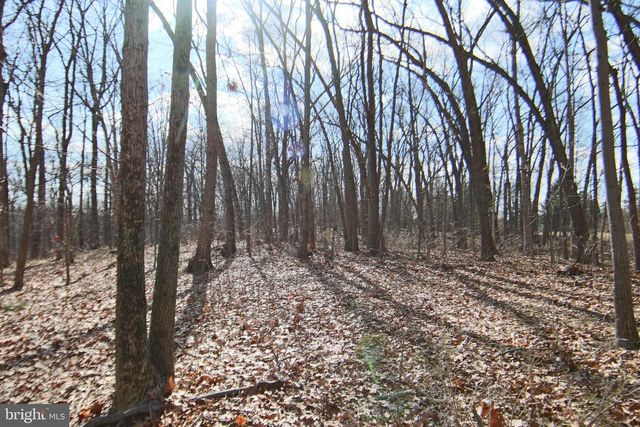 175 CROOKED HILL RD, Hummelstown, PA 17036