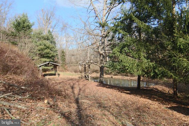 175 CROOKED HILL RD, Hummelstown, PA 17036