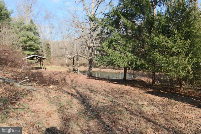 175 CROOKED HILL RD, Hummelstown, PA 17036