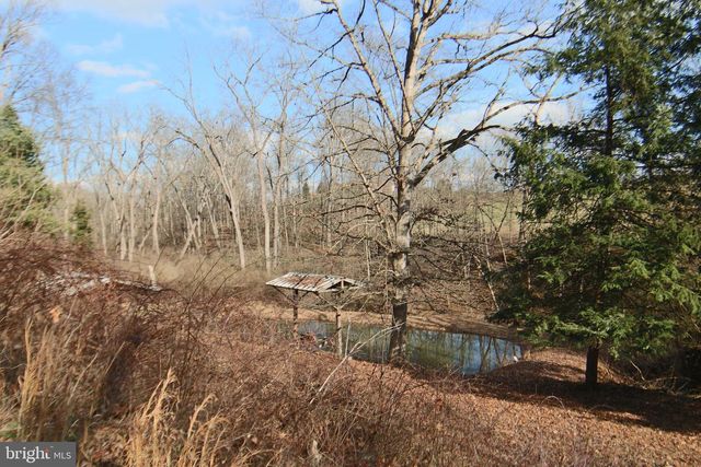 175 CROOKED HILL RD, Hummelstown, PA 17036