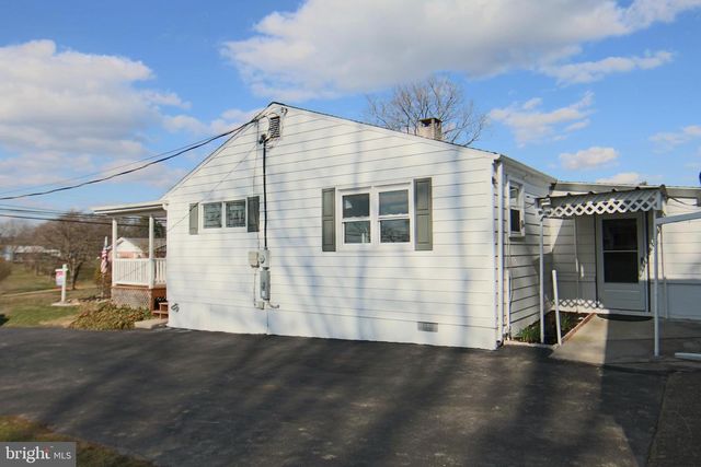 175 CROOKED HILL RD, Hummelstown, PA 17036