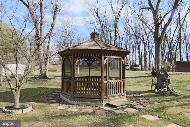 175 CROOKED HILL RD, Hummelstown, PA 17036