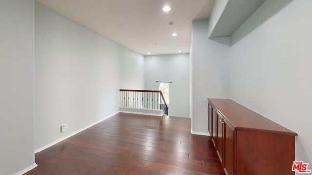 5655 Como Circle, Woodland Hills (los Angeles), CA 91367