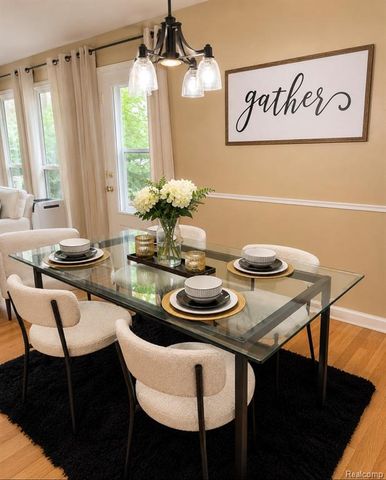 29358 Westbrook Parkway, Southfield, MI 48076