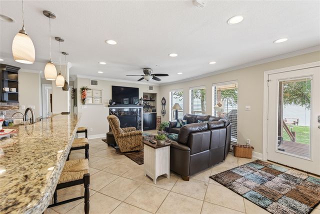 495 Wildwood Drive, Onalaska, TX 77360