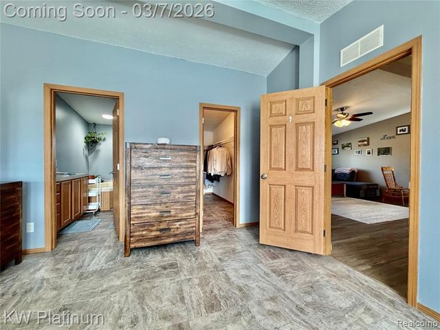 6801 Lapeer Road, Kimball, MI 48074