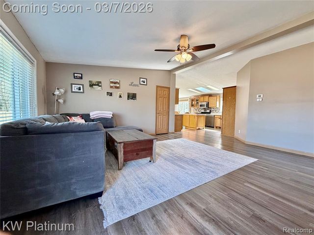 6801 Lapeer Road, Kimball, MI 48074