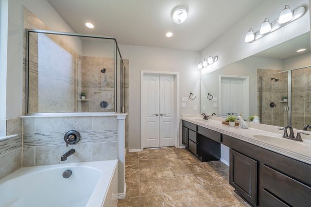 1621 Ranch Trail Road, Aubrey, TX 76227