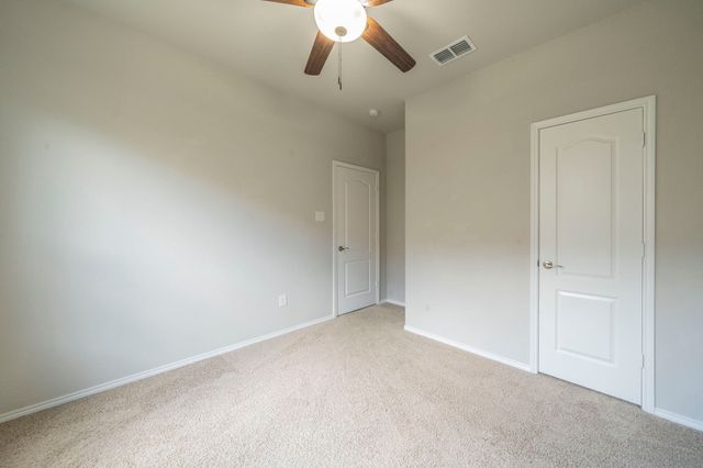 1621 Ranch Trail Road, Aubrey, TX 76227