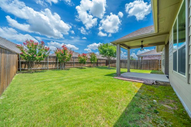 1621 Ranch Trail Road, Aubrey, TX 76227
