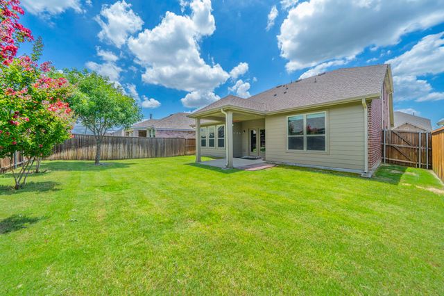 1621 Ranch Trail Road, Aubrey, TX 76227